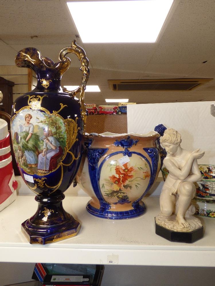 A BLUE AND GILT DECORATED EWER JUG AND A SELECTION OF ORNATE CERAMICS - Image 2 of 7