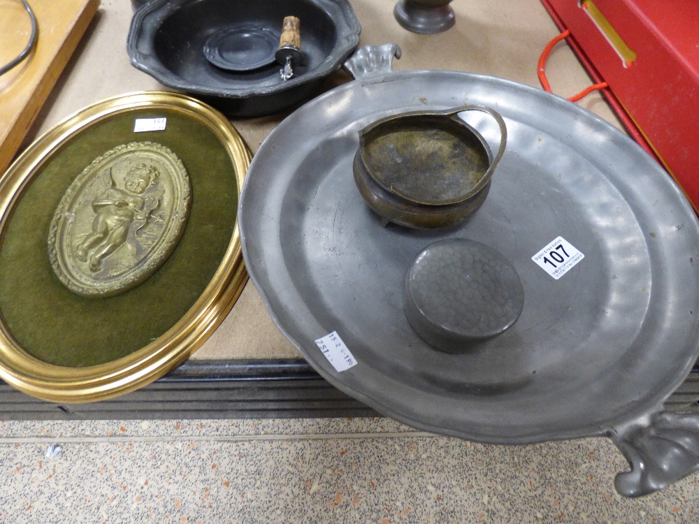 TWO PEWTER POSSIBLY ZINN DISHES BOTH MARKED, THREE PEWTER FLAGONS, A BRASS PLAQUE AND A NUMBER OF - Image 2 of 8