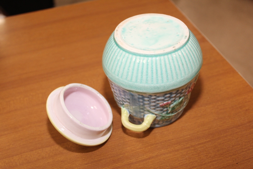 GERZ WEST GERMAN SOUP TUREEN WITH A MAJOLICA SHELL SHAPED JUG MARKED JJ AND A SMALL LIDDED POT - Image 3 of 9