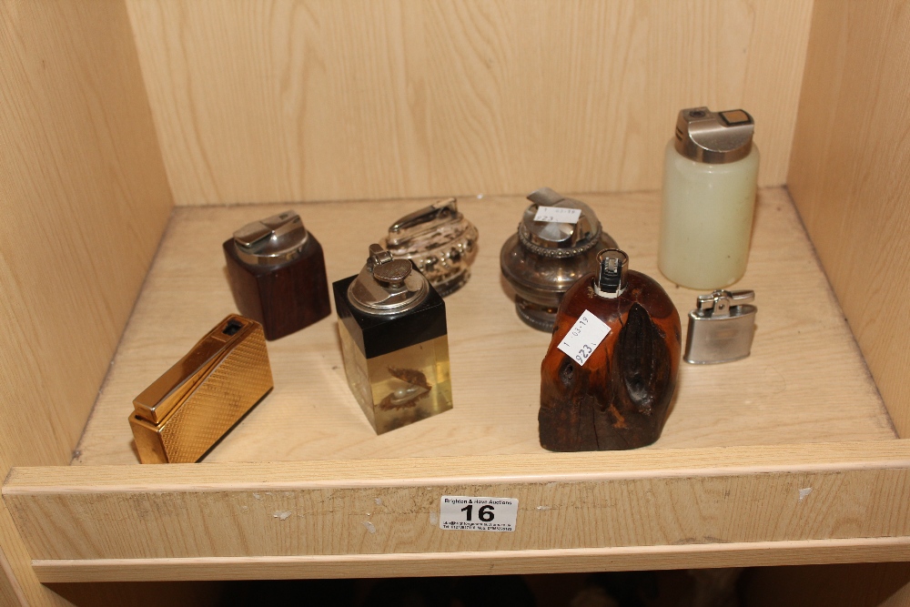 GROUP OF VARIOUS LIGHTERS INCLUDING RONSON