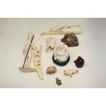 ASSORTED LATE 19TH CENTURY BONE AND IVORY ITEMS INCLUDING A FIGURE OF A SEATED BUDDHA ON WOODEN BASE