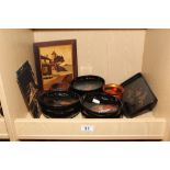 COLLECTION OF MAINLY LACQUERED ORIENTAL ITEMS, ALSO WOODCUTS