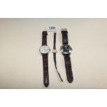 2 GENTS WRISTWATCHES, A GUESS AND YAZOLE, TOGETHER WITH A LADIES AVIA WATCH