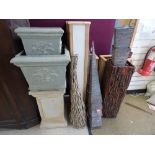 GROUP OF GARDEN / FLORISTRY ITEMS INCLUDING STANDS