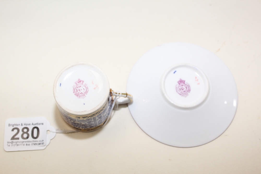 A ROYAL WORCESTER COFFEE CAN AND SAUCER DATES TO CIRCA 1912 - Image 4 of 4