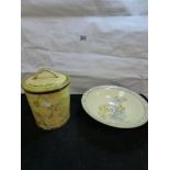 TWO 20TH CENTURY CERAMIC ITEMS, INCLUDING A BOWL WITH WRITING TO INSIDE “A TIGER GOING FOR A