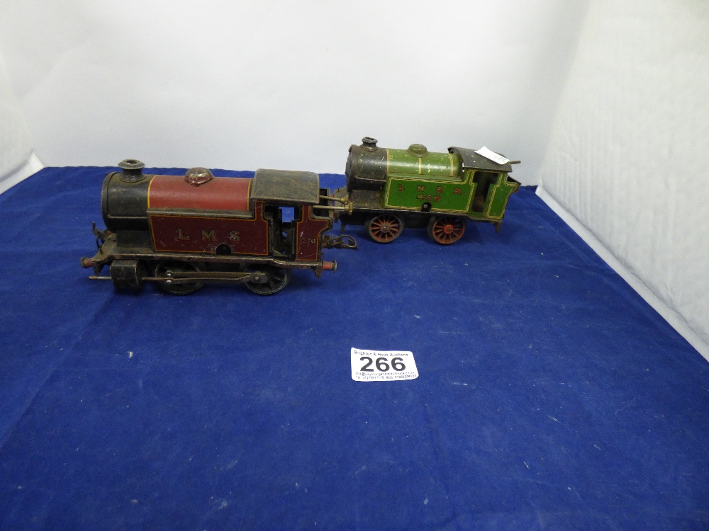 TWO VINTAGE HORNBY 0 GAUGE TIN PLATE TRAINS, TYPE 101, 19CM LONG