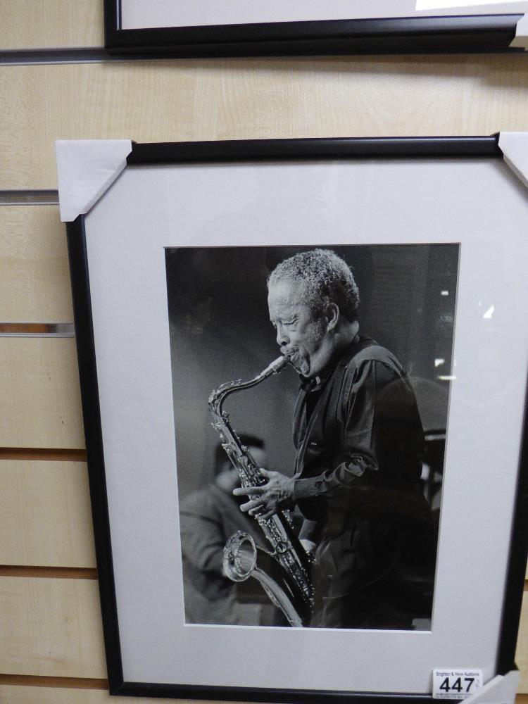 FOUR FRAMED AND GLAZED BLACK AND WHITE PHOTOGRAPHS OF JAZZ MUSICIANS - Image 3 of 5