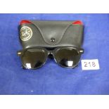 A PAIR OF VINTAGE BLACK RAY BAN’S FROM THE USA, B&L G-15, 1980’S, IN ORIGINAL CASE