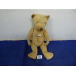 AN EARLY MOHAIR TEDDY BEAR WITH ARTICULATED JOINTS, 38CM IN LENGTH