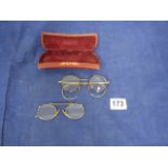 A PAIR OF VINTAGE TORTOISESHELL RIMMED SPECTACLES AND A PINCE-NEZ, IN VINTAGE CASE FROM