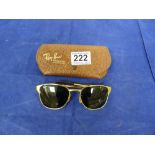 A PAIR OF RAY BAN SIGNET CLASSIC OLD USA SUNGLASSES, BAUSCH & LOMB G-15 QUALITY LENSES, THE GOLD
