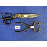 A PAIR OF VICTORIAN TAILORS SCISSORS BY R.HEINISCH, NEWARK N.J USA, 31CM LONG, TOGETHER WITH AN