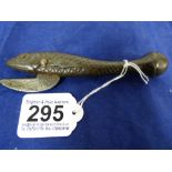 AN EARLY 20TH CENTURY CAST IRON FISH SARDINE TIN CAN OPENER, 14.5CM LONG