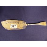 A GEORGE III SILVER FISH SLICE, HALLMARKED LONDON 1819, MAKERS MARK TS, 30.5CM LONG, 111G IN WEIGHT