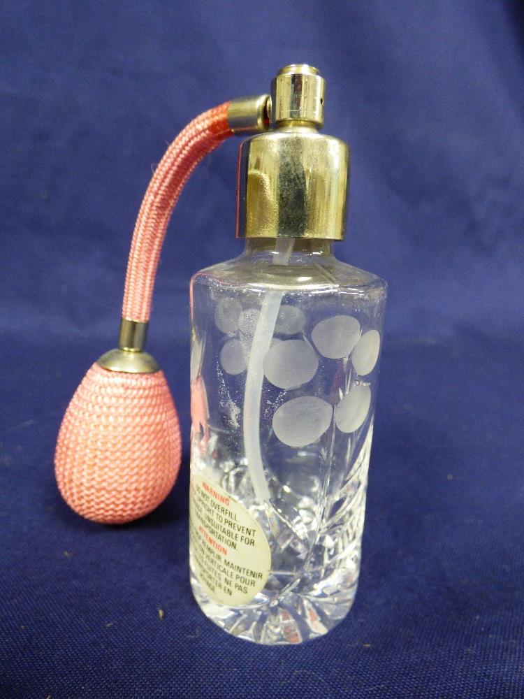 COLLECTION OF ATOMISERS AND PERFUME BOTTLES - Image 44 of 58