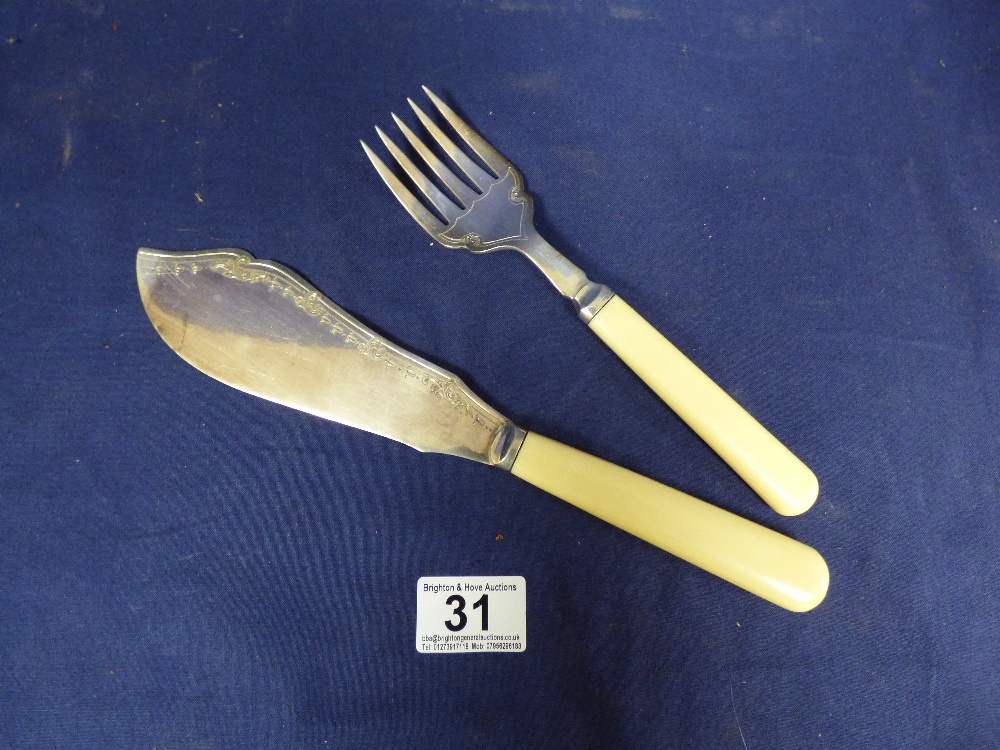 BOXED VINTAGE CANTEEN OF CUTLERY BY THOMAS TURNER - Image 3 of 4