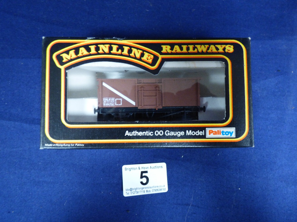 OO GAUGE PALITOY MAINLINE RAILWAYS DIESEL LOCOMOTIVE CARRIAGES. ALL BOXED - Image 12 of 17