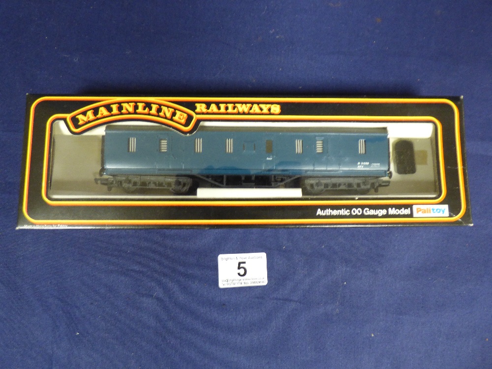 OO GAUGE PALITOY MAINLINE RAILWAYS DIESEL LOCOMOTIVE CARRIAGES. ALL BOXED - Image 4 of 17