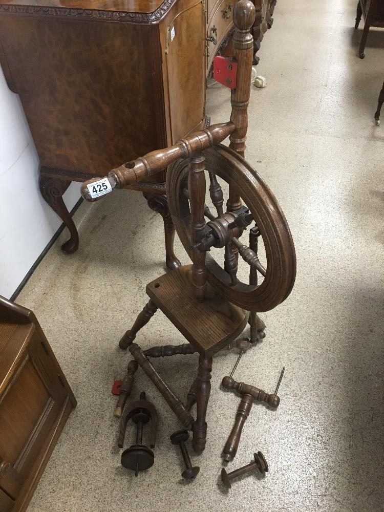 WOODEN SPINNING WHEEL