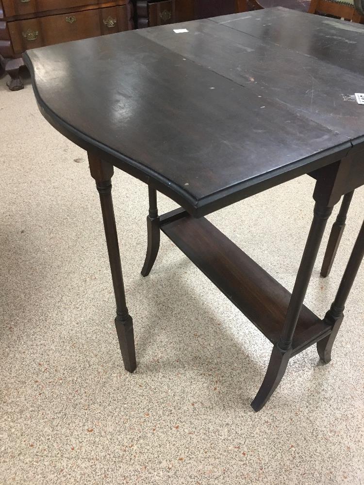 VICTORIAN MAHOGANY SUTHERLAND TABLE ON TURNED OUT FEET - Image 4 of 5