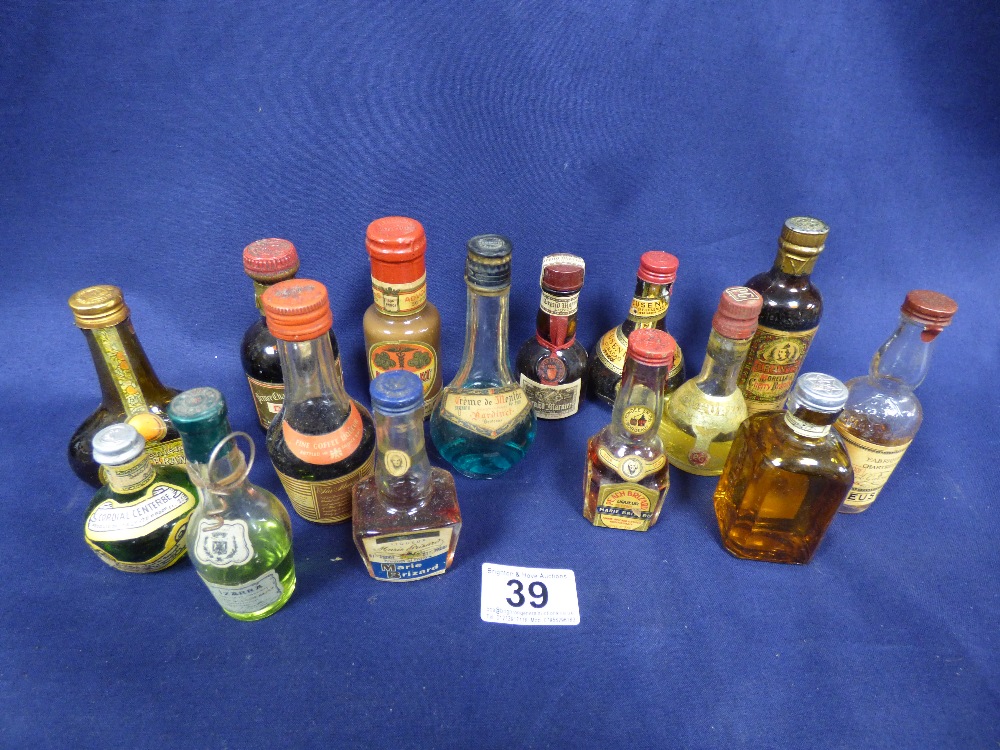 COLLECTION OF ALCOHOL MINIATURES, TOGETHER WITH A 700ML BOTTLE OF COINTREAU AND A 350ML BOTTLE OF - Image 5 of 6