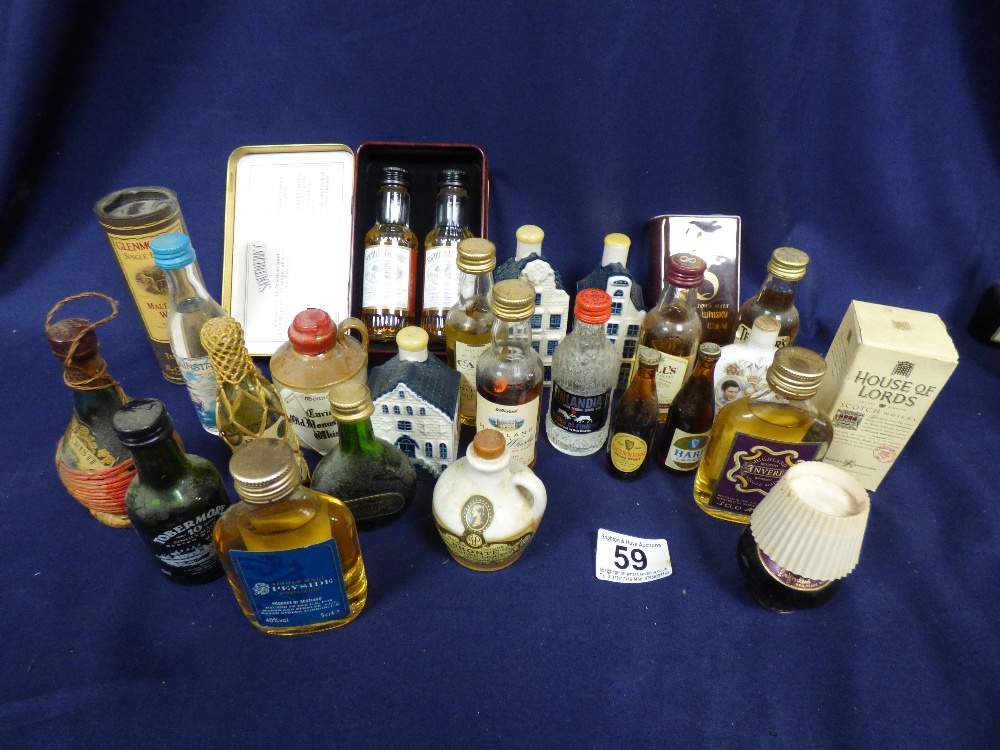 A LARGE COLLECTION OF ALCOHOL MINITURES, WHISKY, VODKA AND MORE, INCLUDING GLENFIDDICH SCOTCH - Image 2 of 5