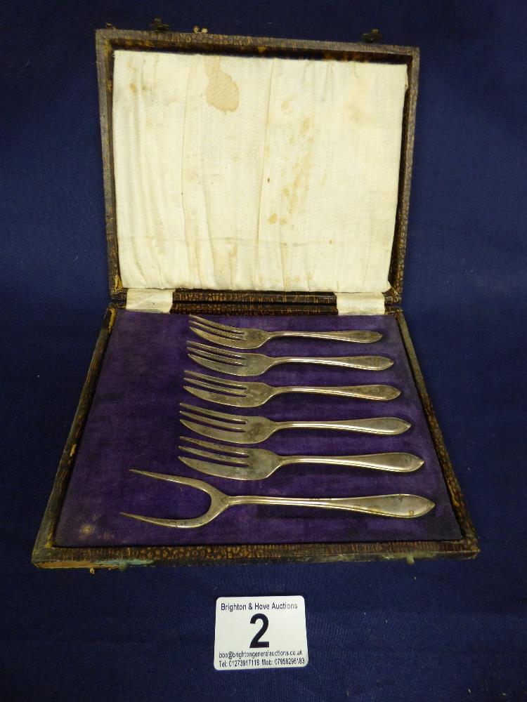 BOXED PLATEWARE AND SCALES - Image 14 of 30