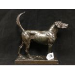 A BRONZE FIGURE OF A GUNDOG “FORAGER”, INDISTINCTLY SIGNED TO BASE, 27CM HIGH BY 28CM WIDE