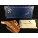 A VINTAGE SMITH & WESSON LEATHER GUN HOLSTER FOR A .357 COMPAT MAGNUM REVOLVER MODEL NO.19, MADE