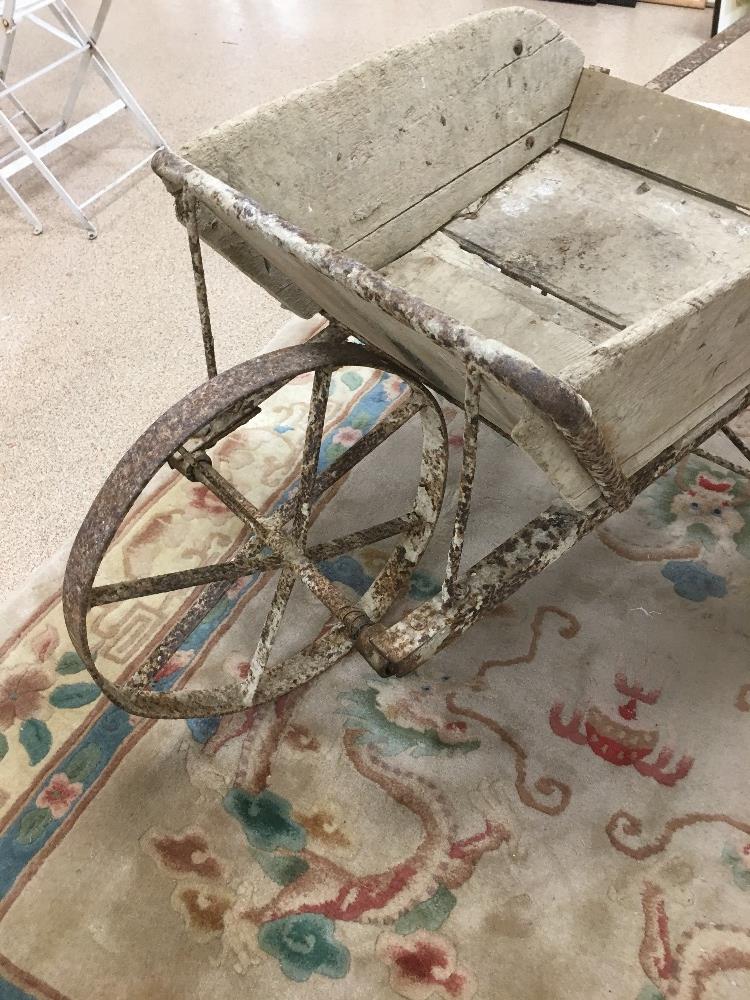 VINTAGE FRENCH WOODEN AND METAL FRAMED WHEELBARROW - Image 5 of 5