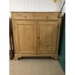 LARGE COUNTRY PINE CUPBOARD WITH TOP DRAWER