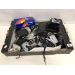 GROUP OF VINTAGE CAMERAS, INCLUDING HALINA 110 POCKET CAMERA IN ORIGINAL BOX, OLYMPUS TRIP 35,