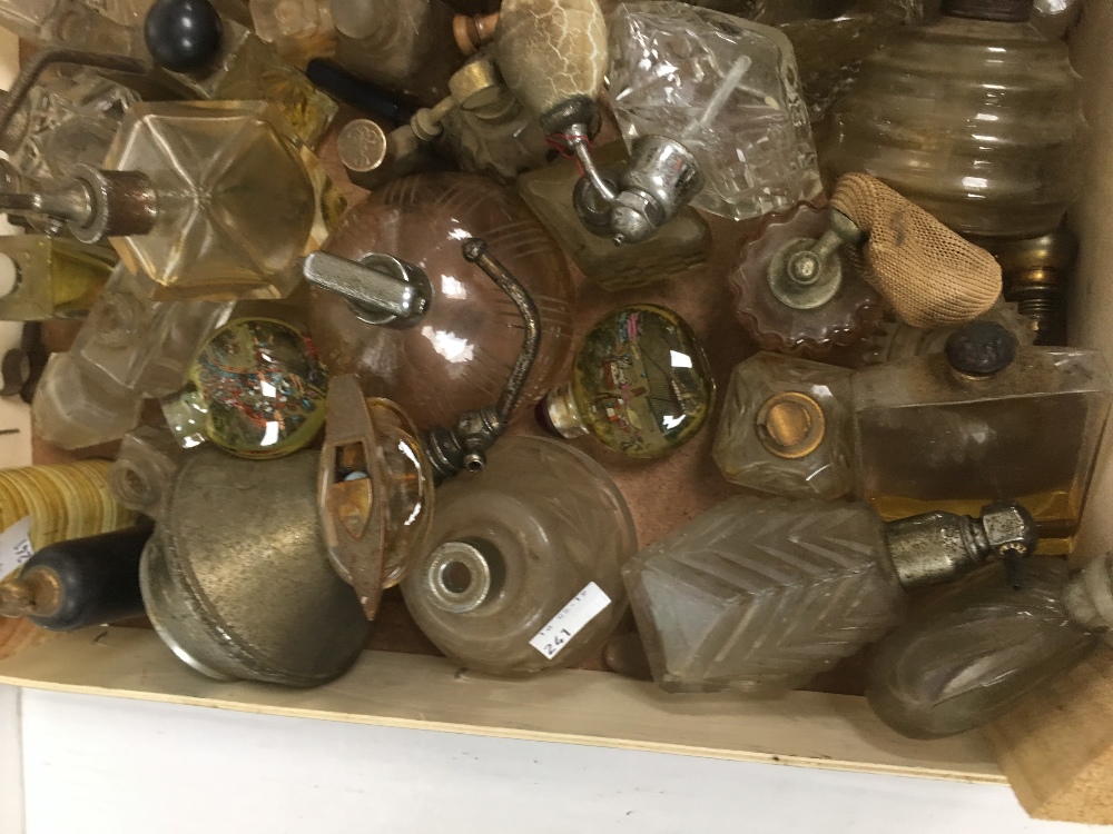 COLLECTION OF VINTAGE GLASS PERFUME BOTTLES AND ATOMIZERS, VARIOUS SHAPES AND SIZES - Image 3 of 12