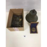 A BRASS BELL AND A QUANTITY OF BRASS FIXTURES & FITTINGS, TOGETHER WITH A BRONZE COMMEMORATIVE