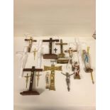 GROUP OF RELIGIOUS ITEMS INCLUDING CRUCIFIX'S, MOTHER MARY AND MORE