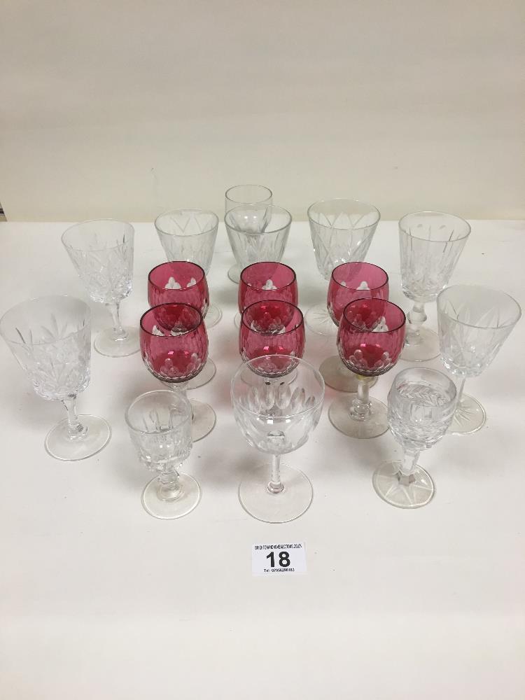 A COLLECTION OF MIXED GLASSWARE, INCLUDING A SET OF SIX CRANBERRY WINE GLASSES ETC