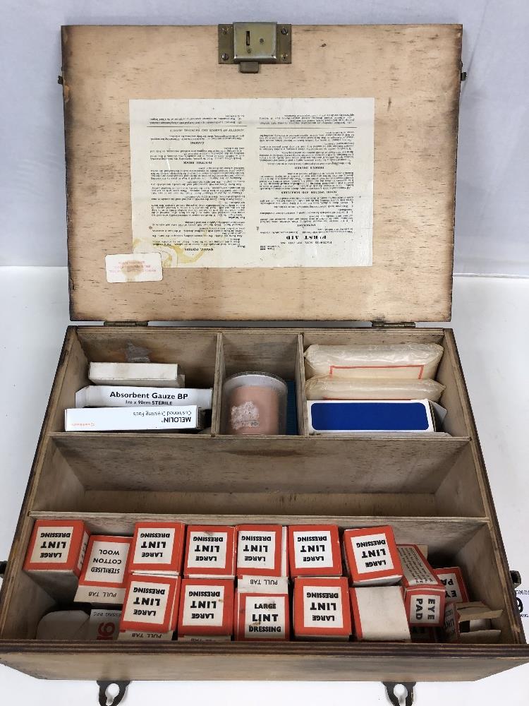 A VINTAGE WOODEN FIRST AID CASE WITH SOME OF ITS ORIGINAL CONTENTS, TOGETHER WITH A SEWING BOX, ALSO - Image 9 of 20