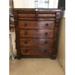 GEORGIAN MAHOGANY CHEST OF DRAWERS WITH INDENTED DRAWERS. MEASURING 111cm X 133cm HIGH.