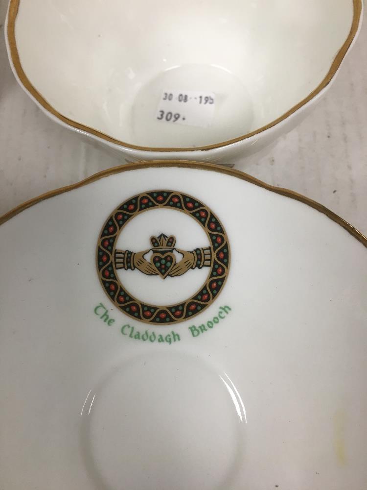 COLLECTION OF ROYAL TARA TEA SERVICE THE CLADDAGH BROOCH PATTERN - Image 2 of 3