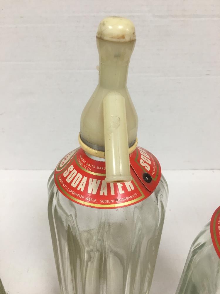 THREE VINTAGE RAWLINGS GLASS SODA SIPHONS - Image 3 of 5