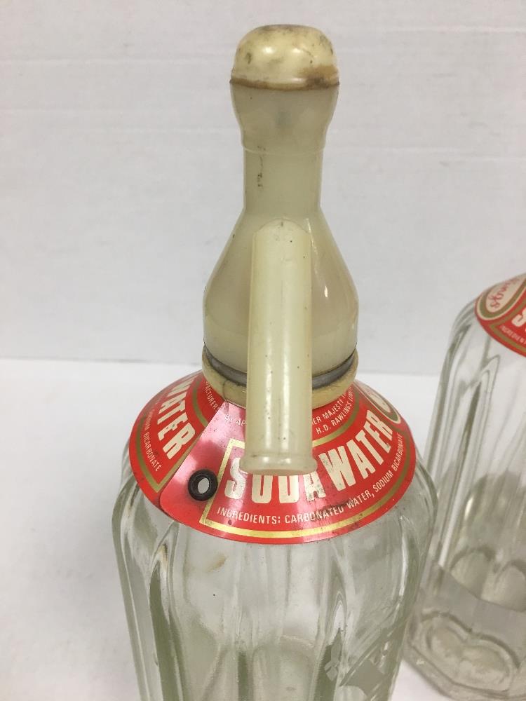 THREE VINTAGE RAWLINGS GLASS SODA SIPHONS - Image 4 of 5