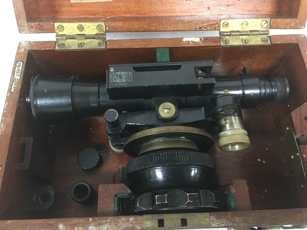 VINTAGE CASED THEODOLITE BY HALL BRO OF CROYDON ENGLAND - Image 4 of 11