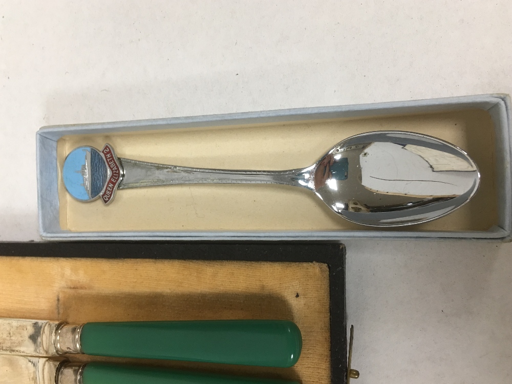 CASED SET OF SIX SILVER PLATE COFFEE SPOONS AND MATCHING KNIVES, BOX OF STAINLESS STEEL COCKTAIL - Image 7 of 7