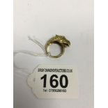 A VINTAGE 14CT YELLOW GOLD RING IN THE FORM OF AN EAGLE, 7.1G