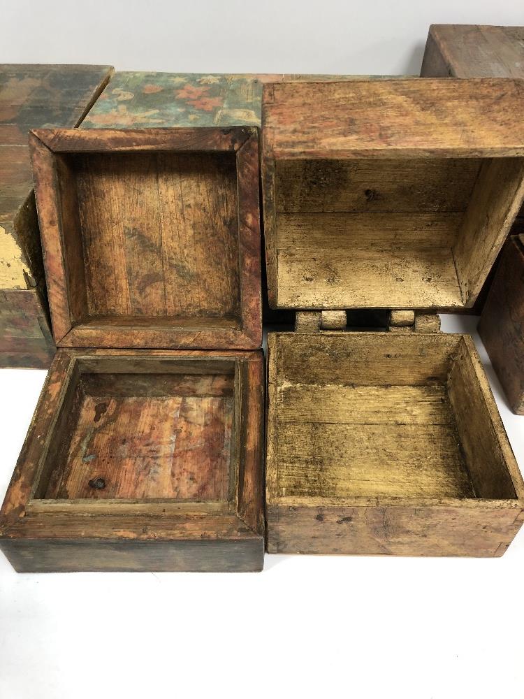 EIGHT VINTAGE BOXES - Image 12 of 26