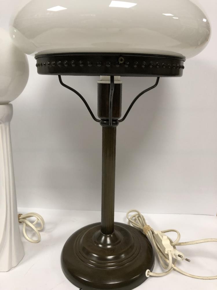 TWO VINTAGE TABLE LAMPS ONE ART DECO STYLE LARGEST - Image 3 of 7
