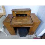 ART DECO WRITING DESK IN OAK WITH INLAY (UNUSUAL)