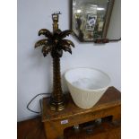 GILDED PINEAPPLE TREE LAMP