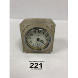 A LALIQUE STYLE DESK CLOCK BY TOYO CLOCK FACTORY, JAPAN, 7CM HIGH